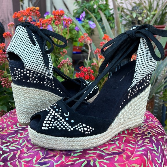 New BCBG Embellished Black Wedge Espadrille Sandals - Picture 16 of 17